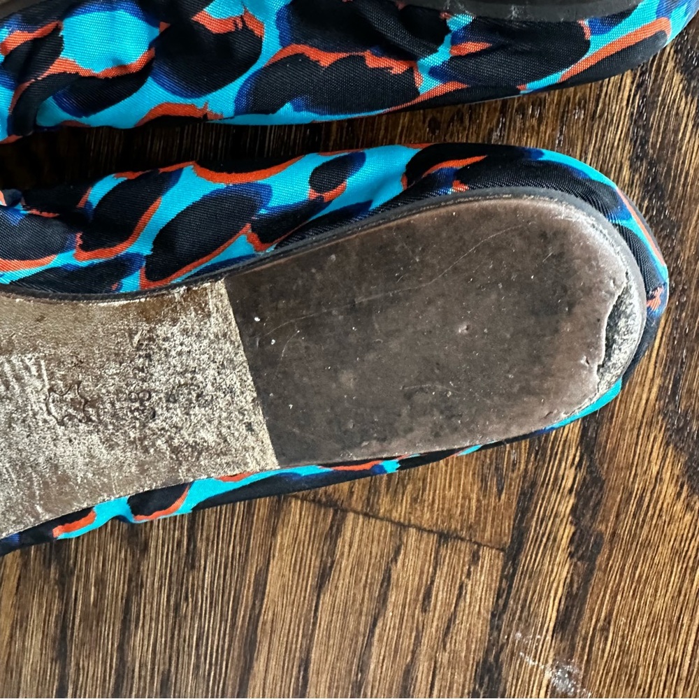 Lanvin silk ballet flats in a blue and orange leopard print EU38.5 US 7.5 - Picture 10 of 14